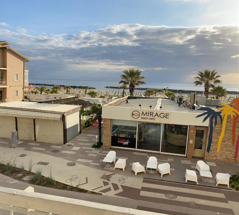 Favolosa Vista Mare Rimini Exterior photo